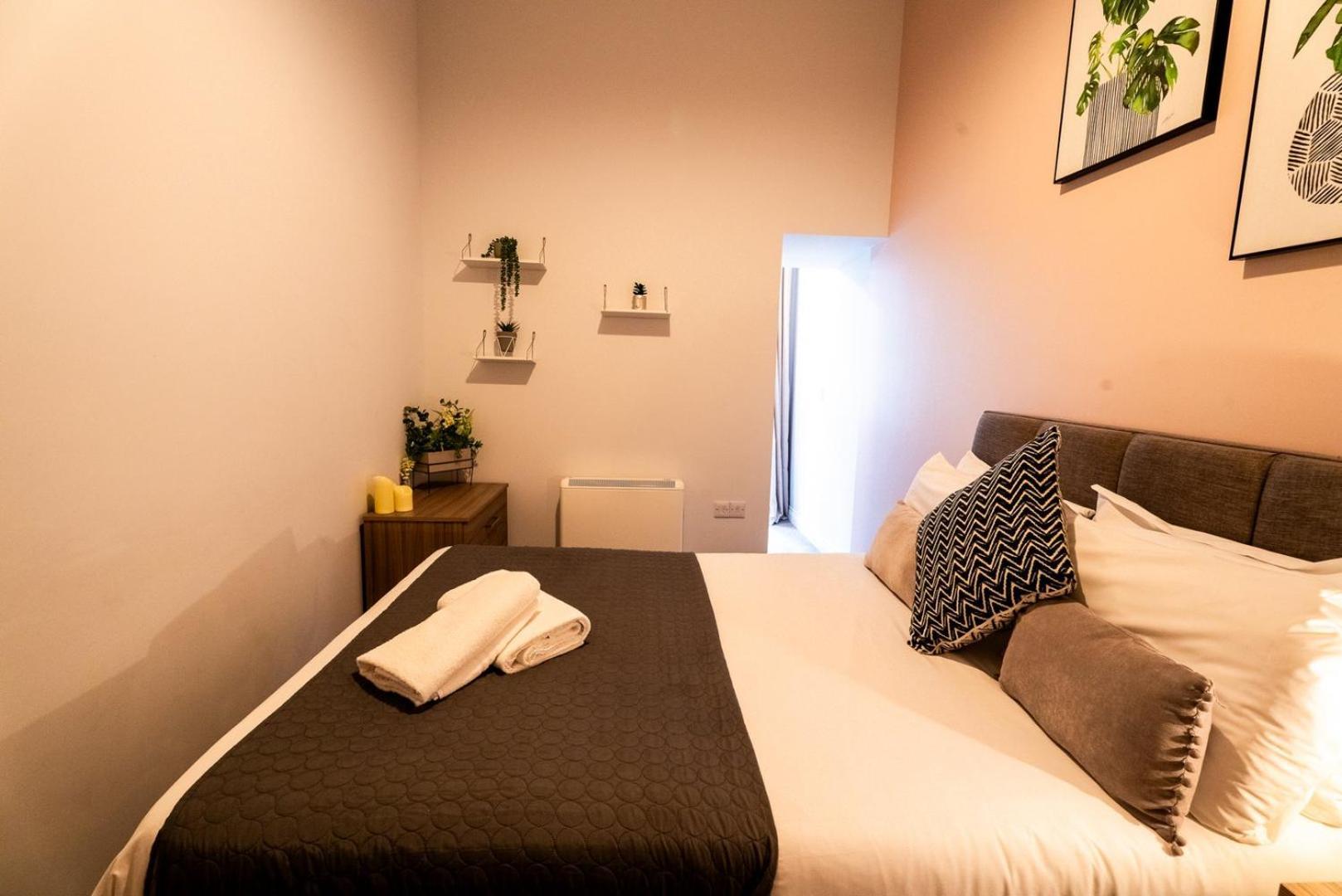 Free Parking | Smart Tv | 4 Guests Apartment Swansea Cameră foto