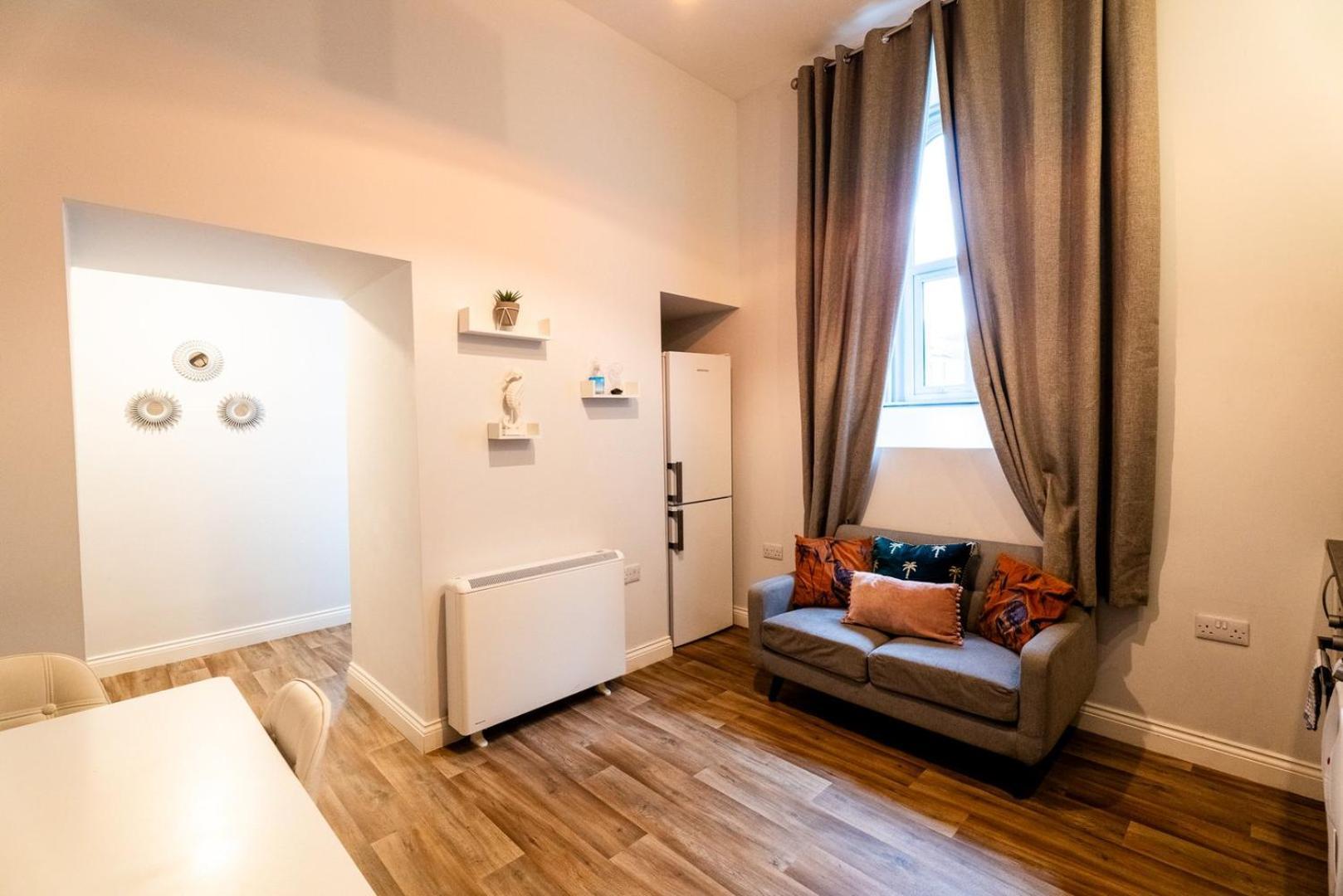 Free Parking | Smart Tv | 4 Guests Apartment Swansea Cameră foto